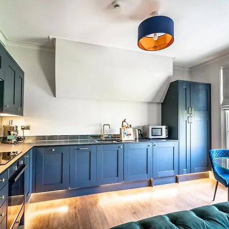 The Parlour At Dukes Townhouse *