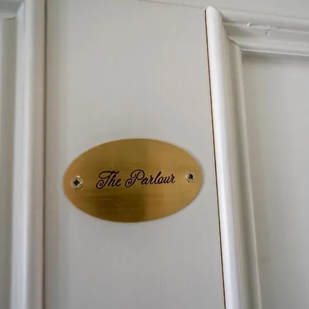 The Parlour At Dukes Townhouse *